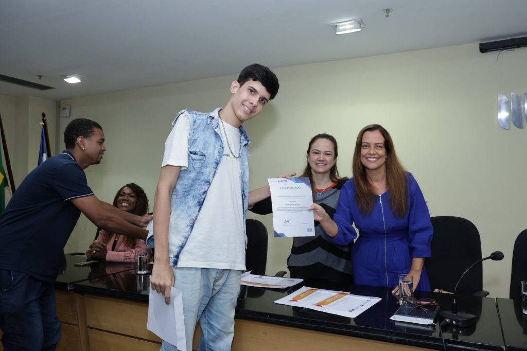 Projetos do MP capacitam 34 jovens para ingresso no mercado de trabalho