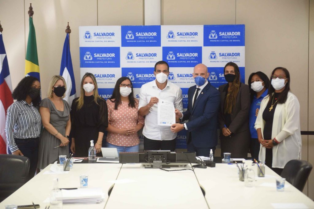 MP assina Termo de Parceria para a realização de projetos para crianças e adolescentes em Salvador